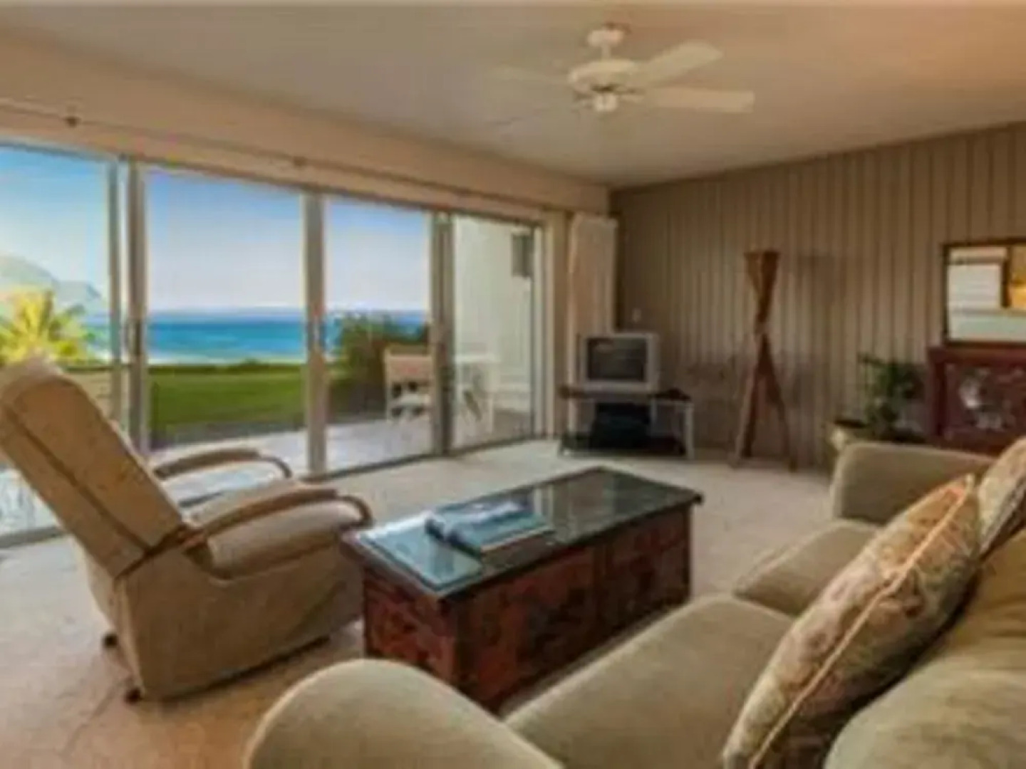 Pali Ke Kua 115 by RedAwning