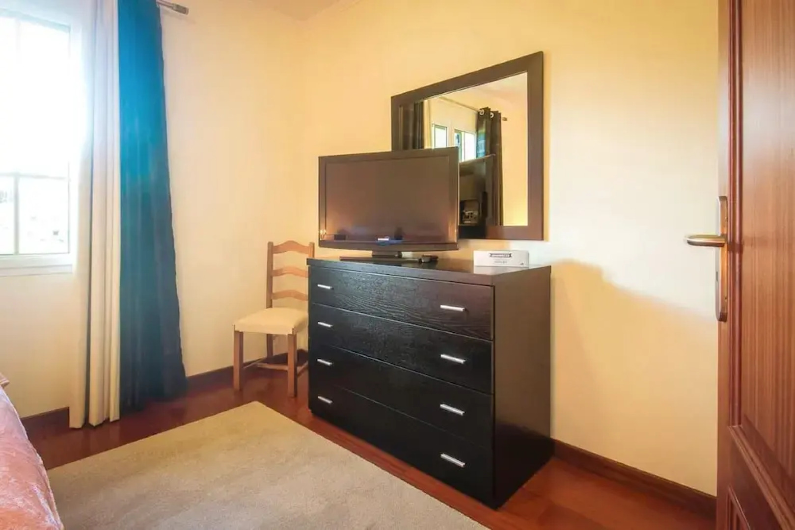 House With 4 Bedrooms in São Jorge, With Wonderful sea View, Enclosed Garden and Wifi