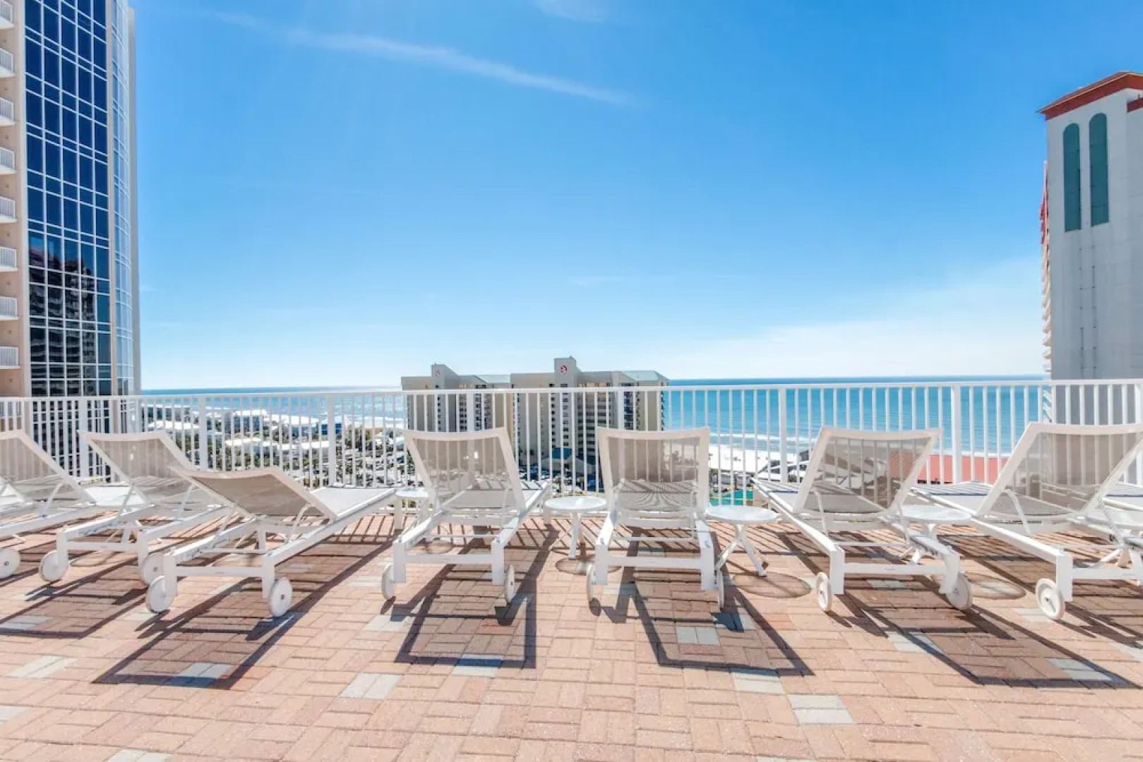 Laketown Wharf Resort by Book That Condo