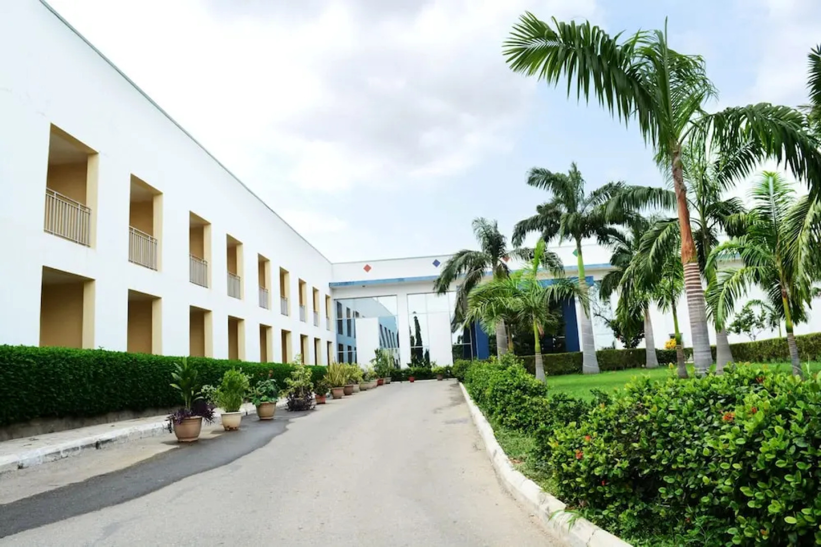 AUN Hotel Conference Center & Spa