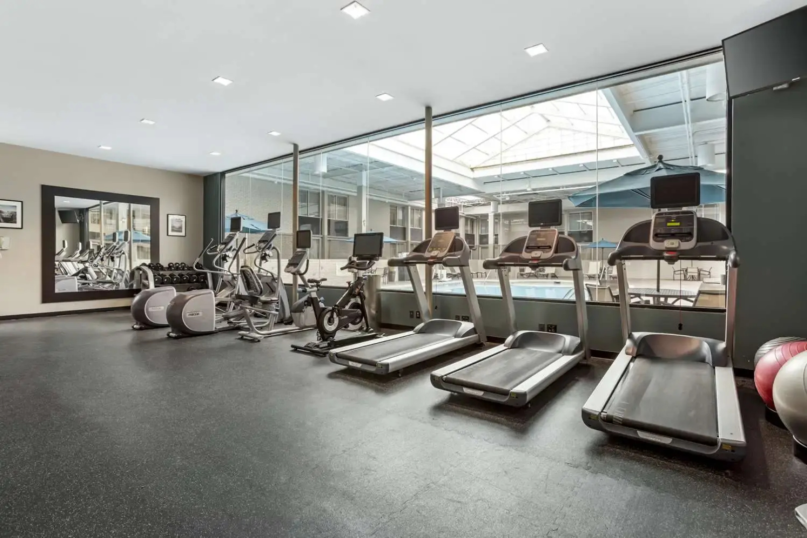 Best Western Plus Kingston Hotel And Conference Center