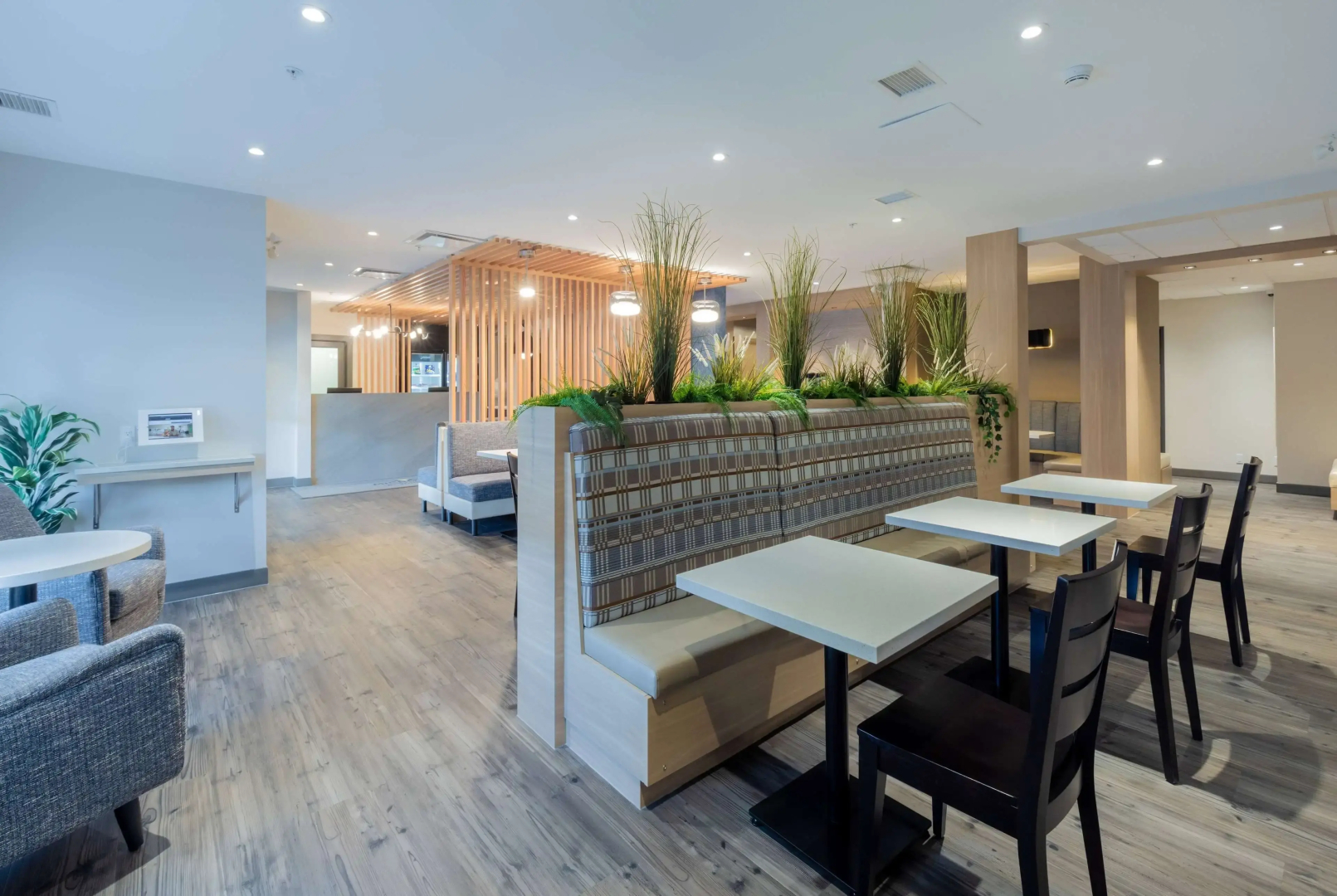 Microtel Inn & Suites by Wyndham Oyster Bay