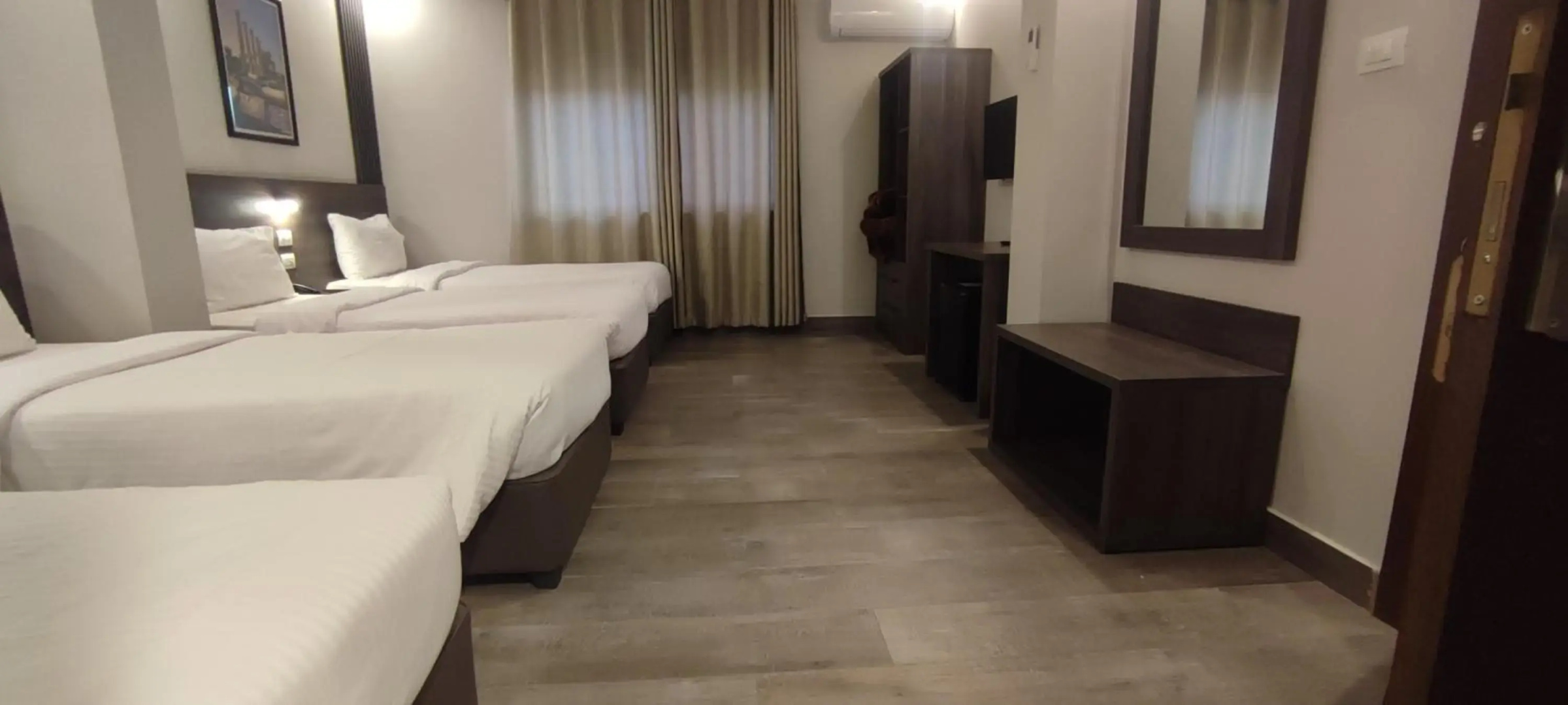 Black Iris Hotel II