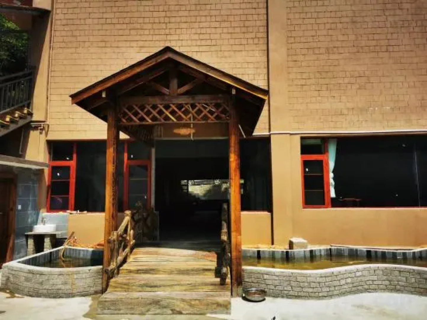 Yuanyang Duoyishu Yundao Inn