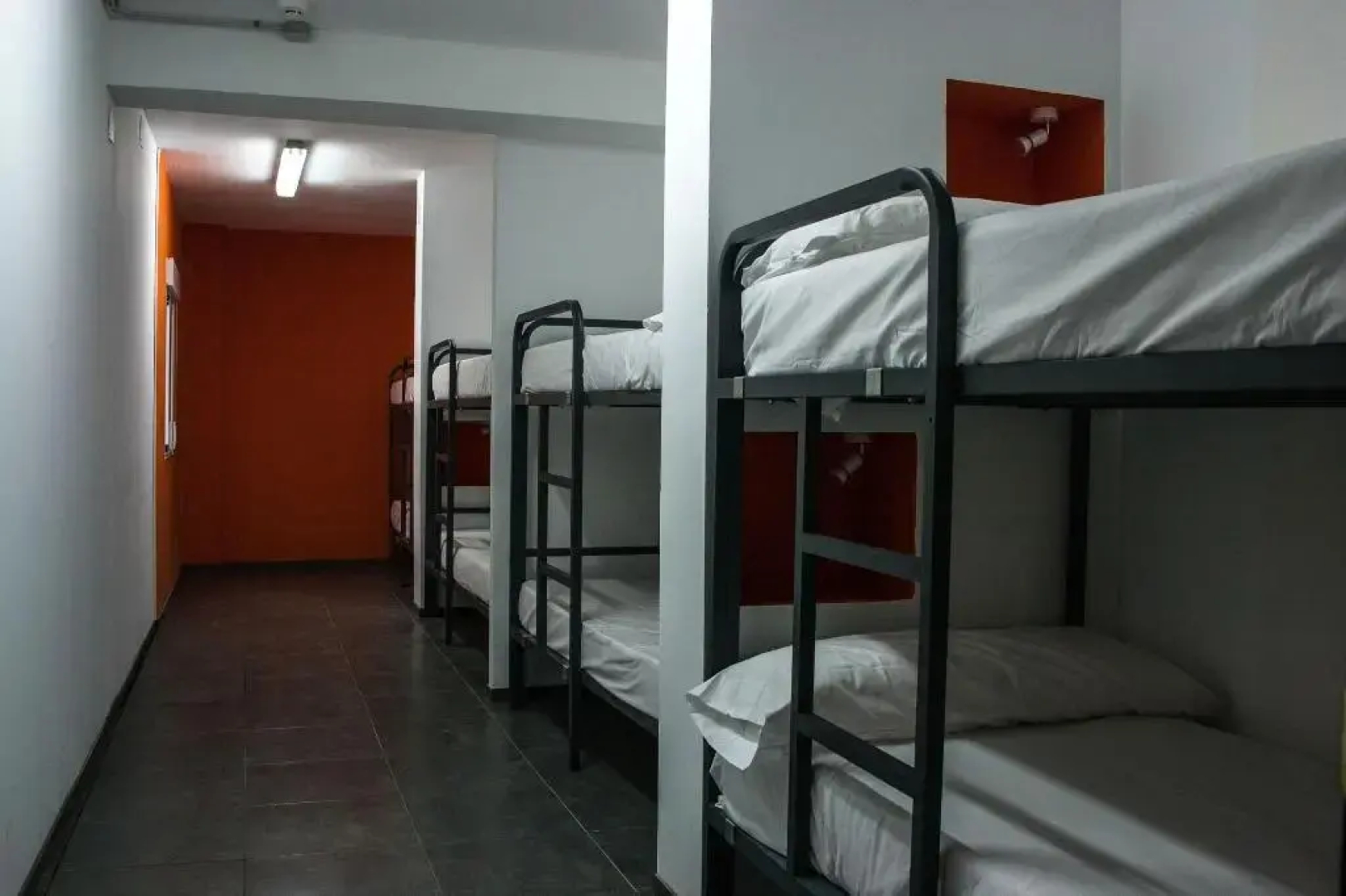 Olé Backpackers Hostel