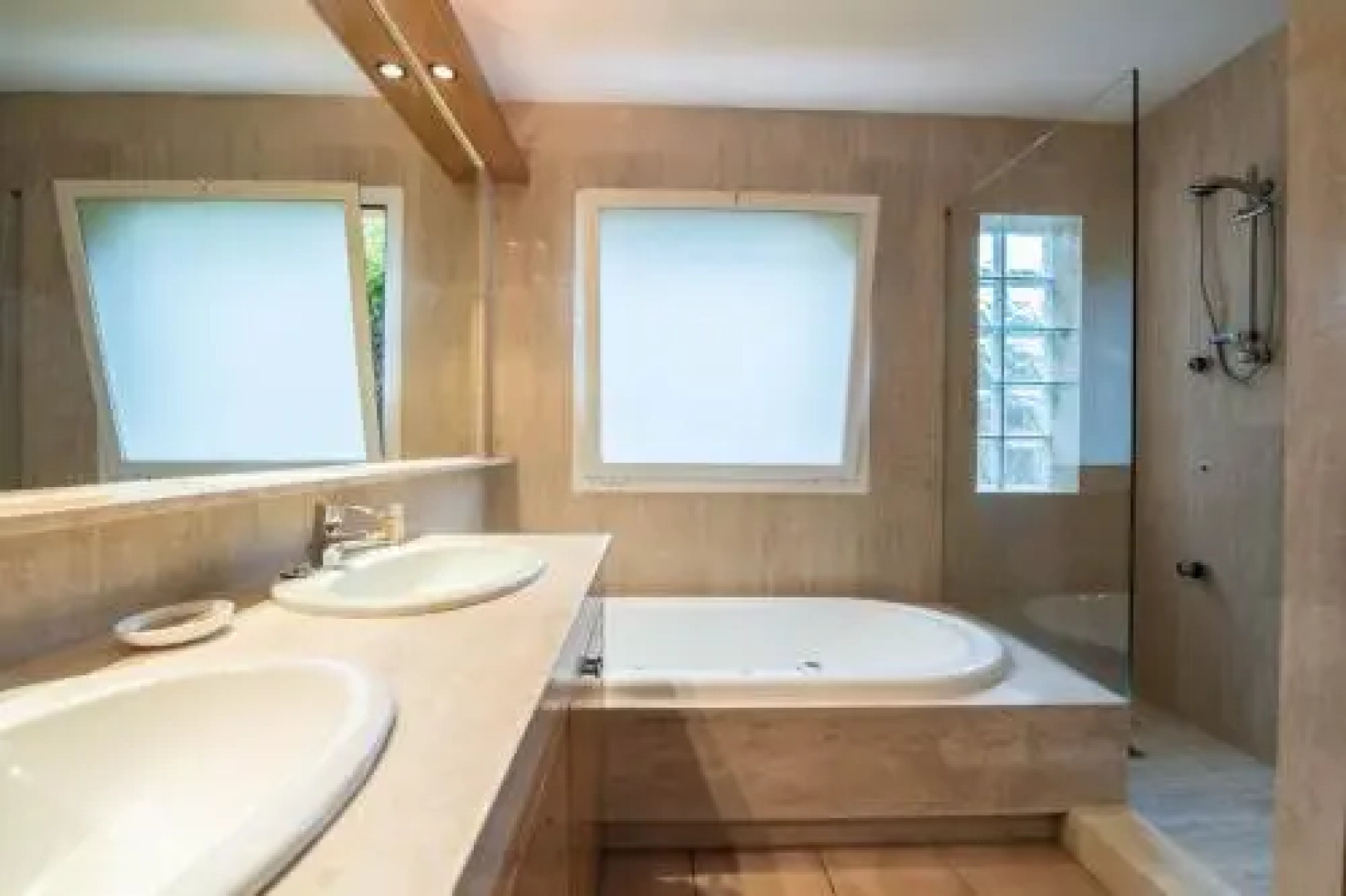 VILLA ALOE: Wifi gratis, piscina privada y vistas al mar