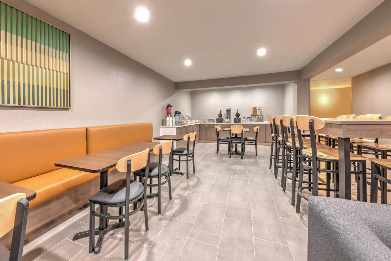Hawthorn Extended Stay by Wyndham Bedford / Dallas
