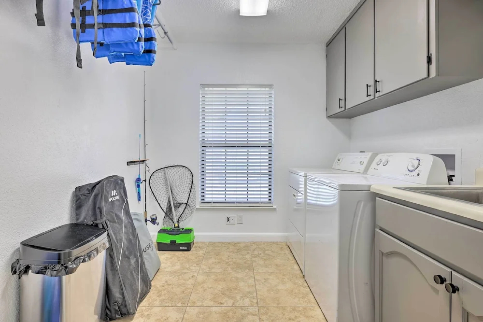 Riverfront Seguin Home w/ Dock: 3 Mi to Dtwn!