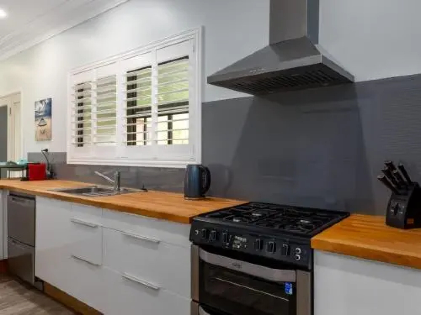 THE PACIFIC Werri Beach Gerringong 4pm check out Sunday