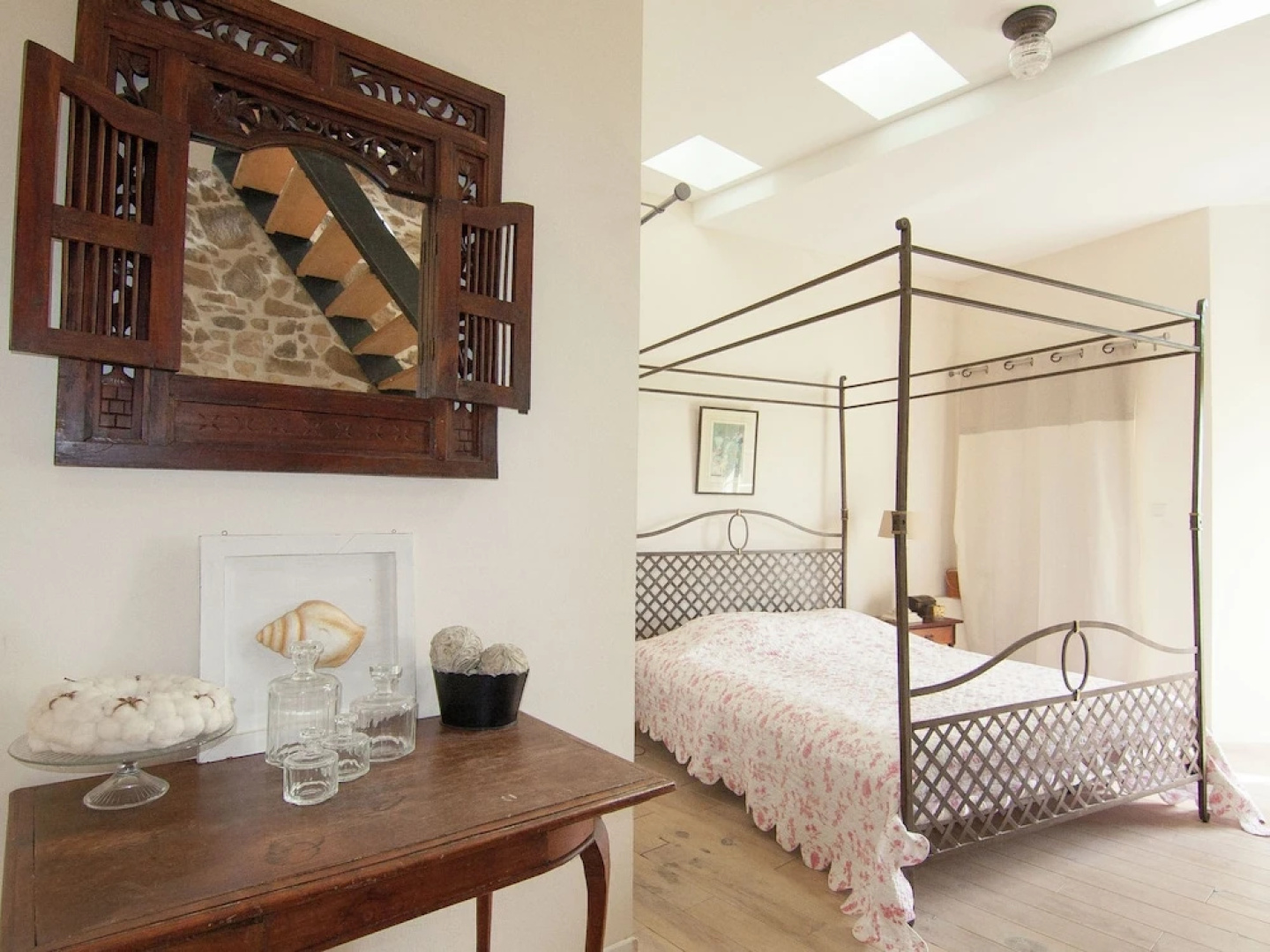Romantic Tower With Roof Terrace and Plenty of Privacy and use Heated Pool