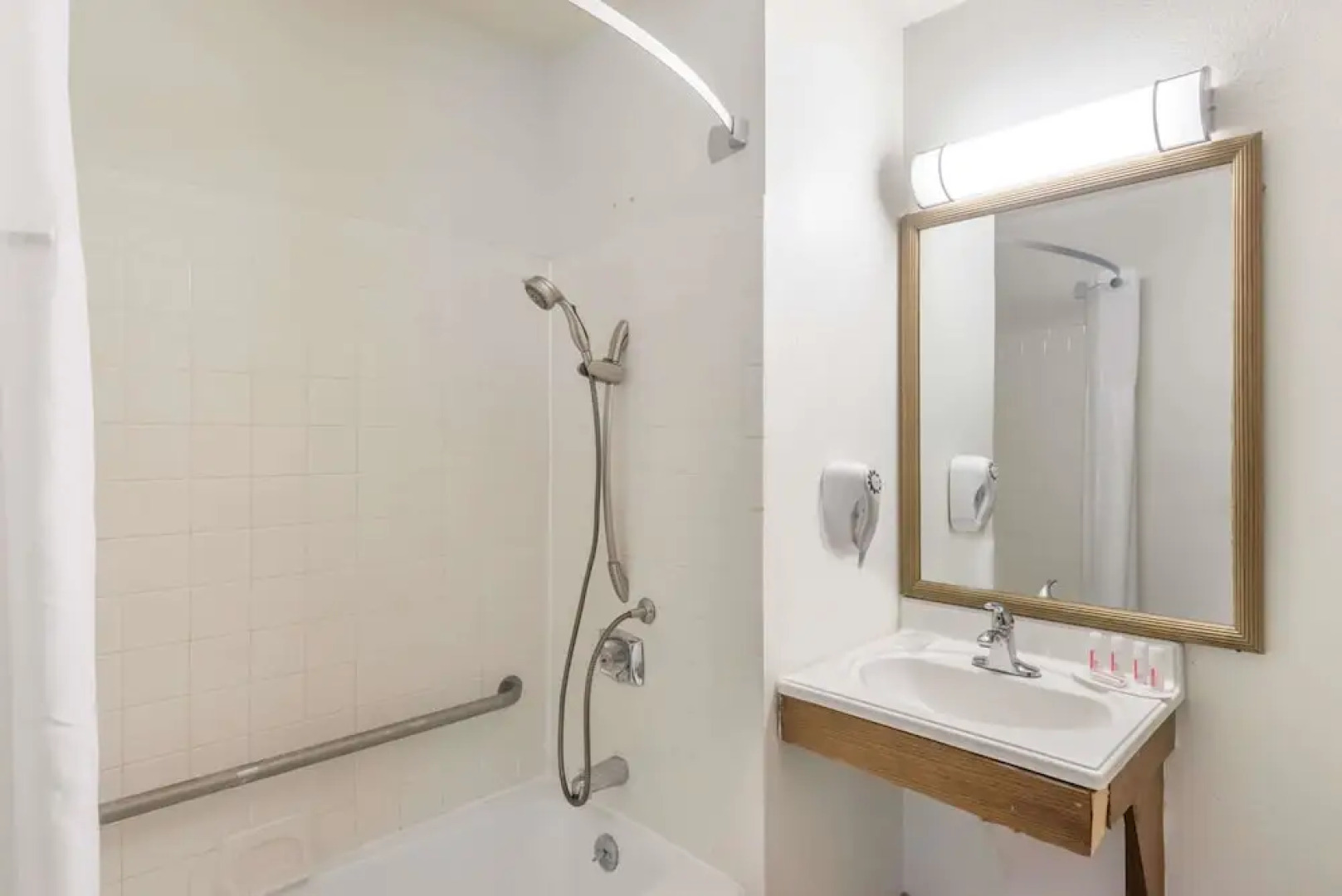 Super 8 Hartford/windsor