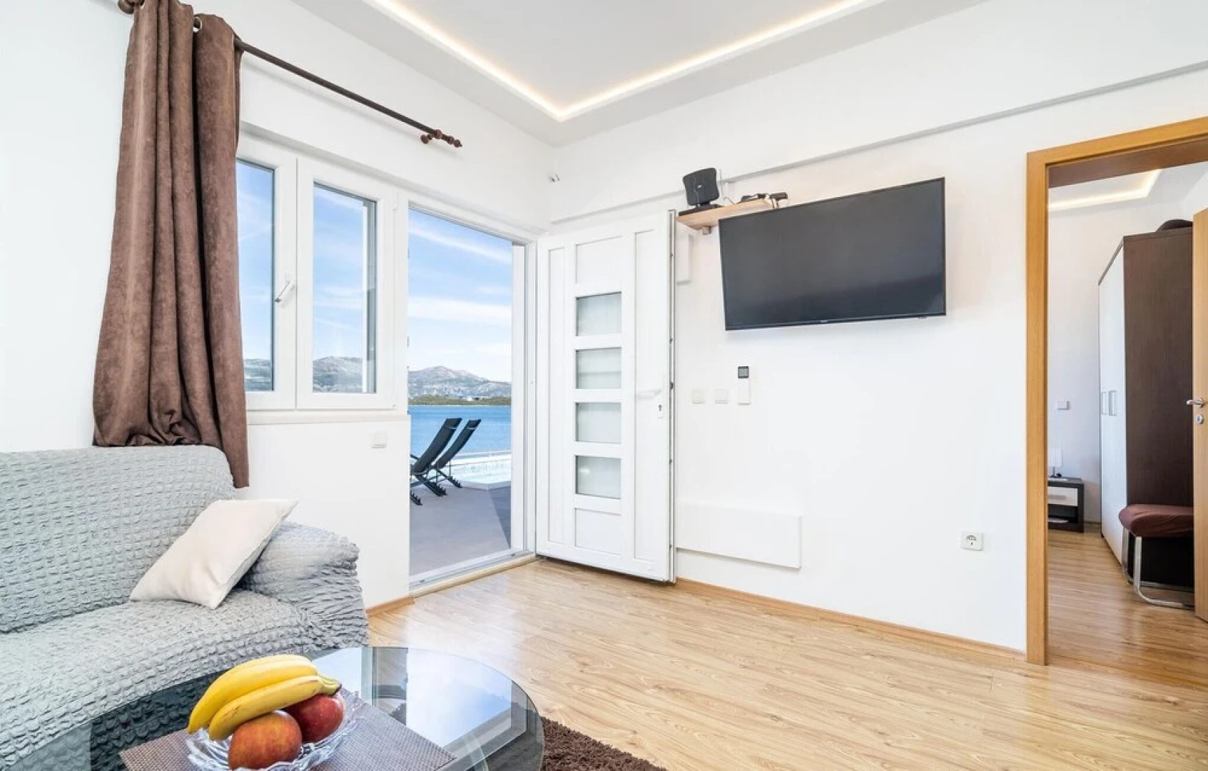 Stunning Home in Janjina With Wifi and 2 Bedrooms