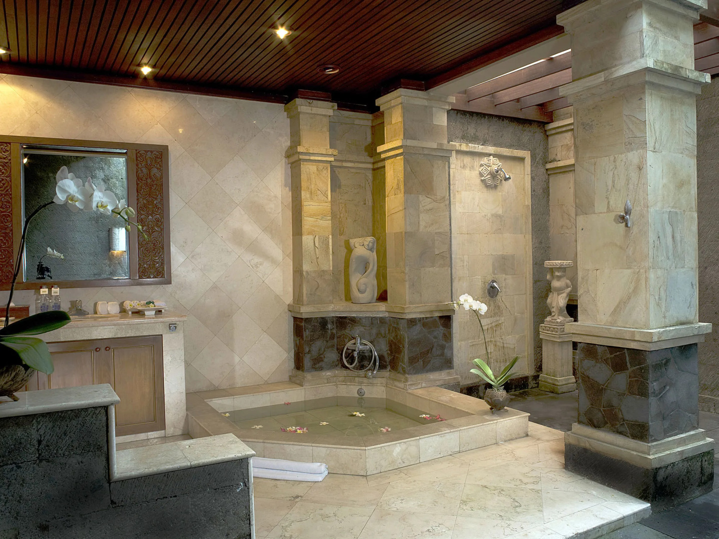 The Citta Luxury Residence