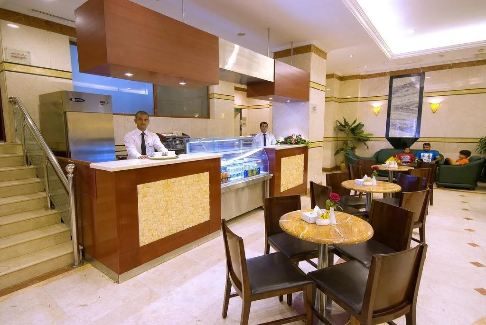 Al Eiman Al Qibla Hotel