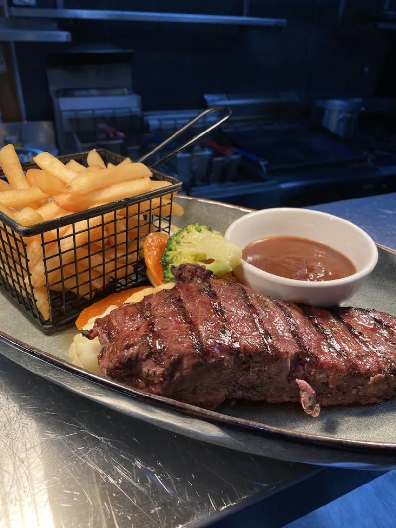 Tattersall's Hotel Blayney