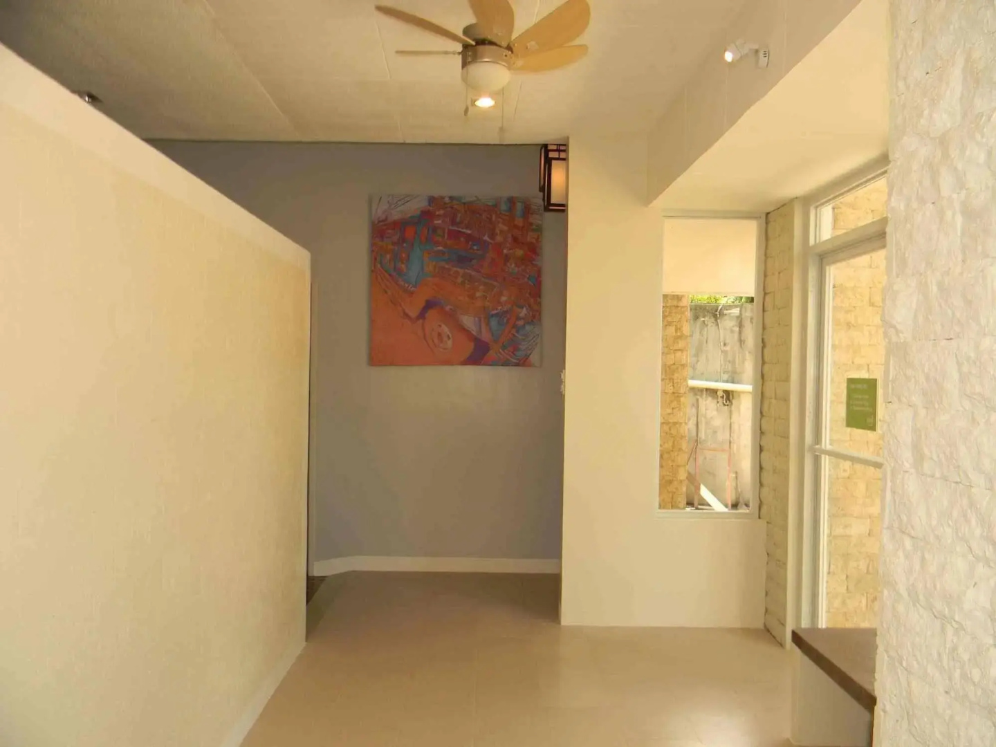 TR3ATS Guest House Bohol - Hostel
