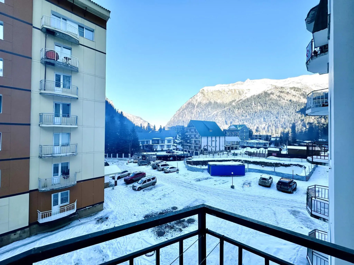 Апартаменты на улице Аланская 25