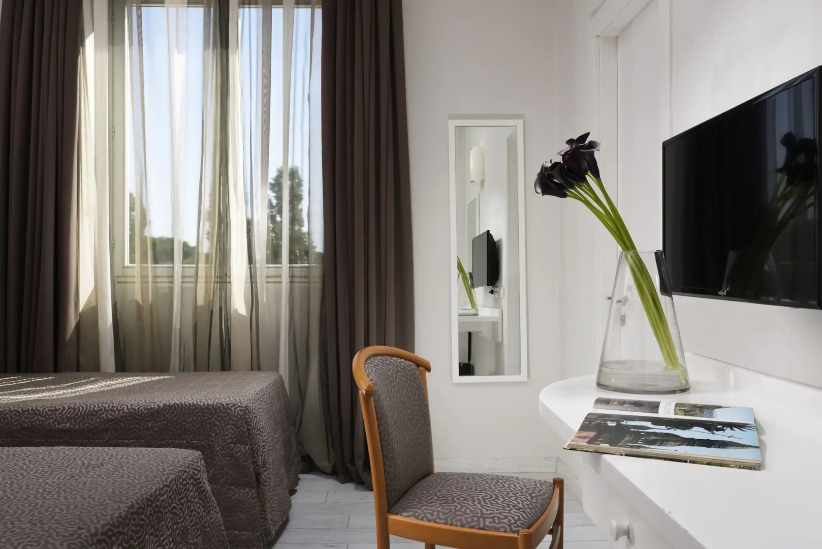 Isola Sacra Rome Airport