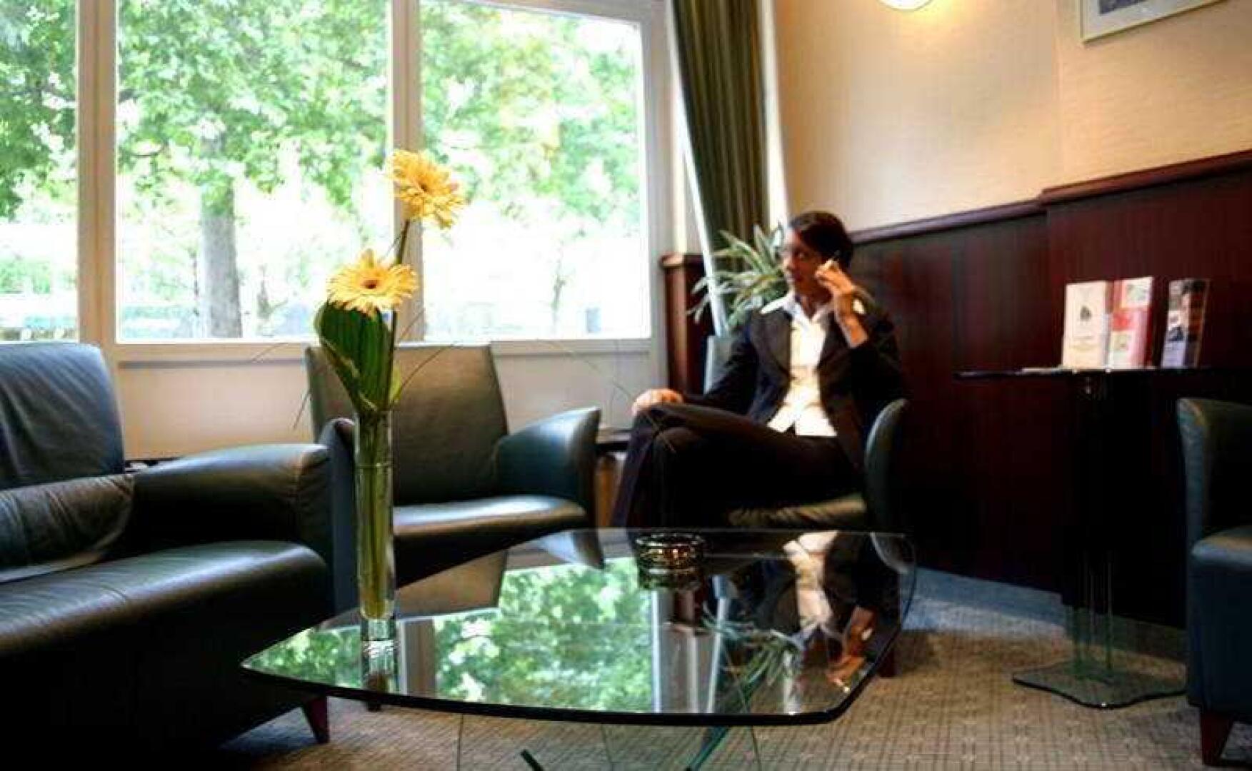 Kurfrstendamm am Adenauerplatz