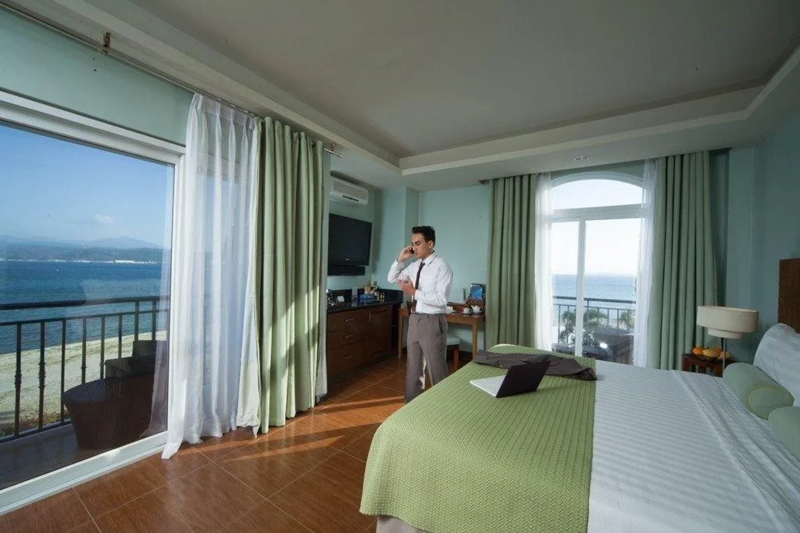 The Lighthouse Marina Resort