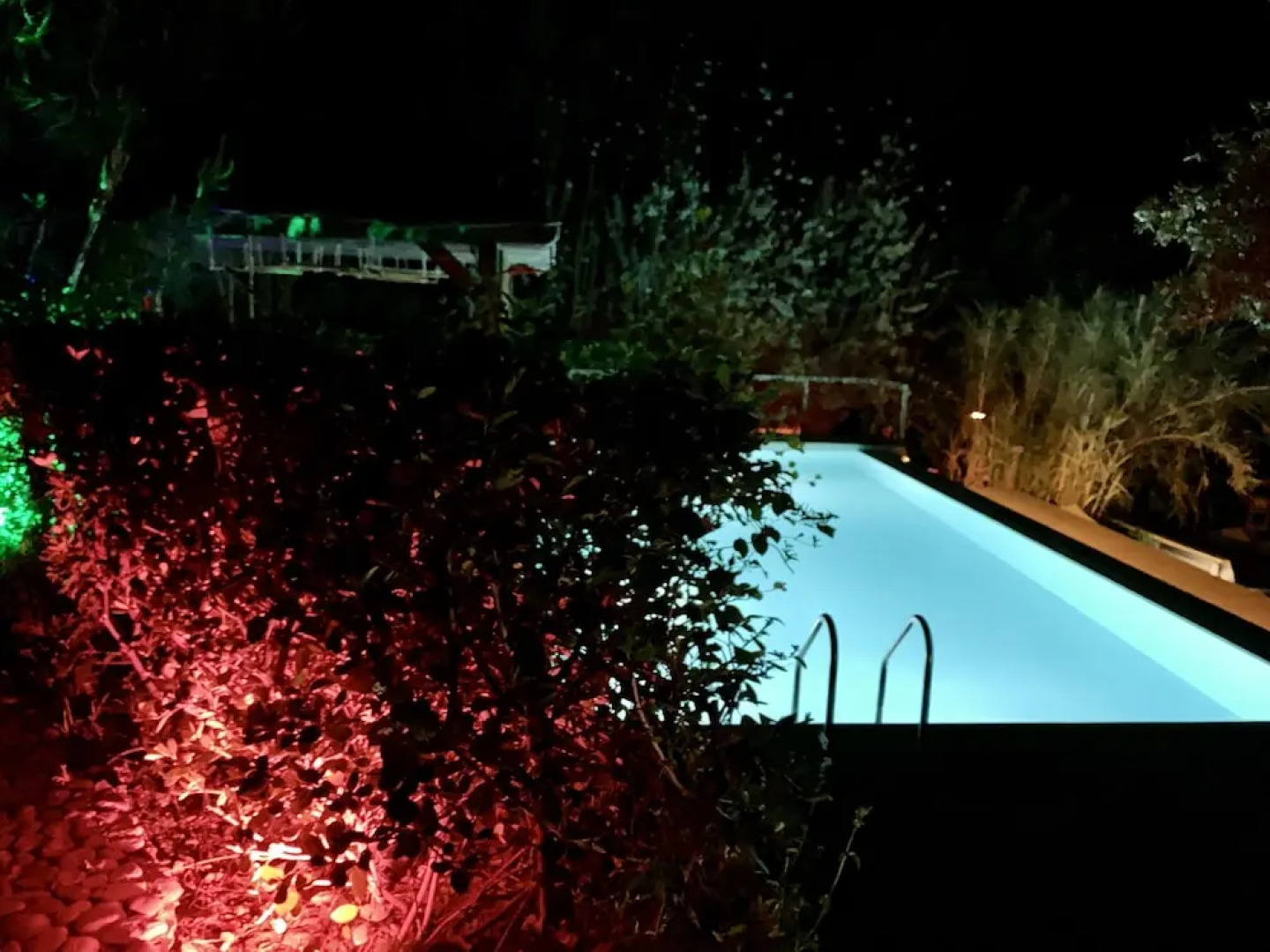 Shambala Lodge - Adults Only