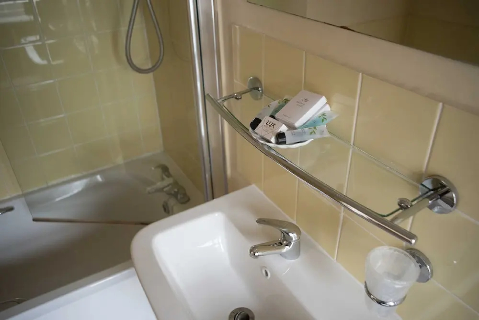 Village House Coaching Inn