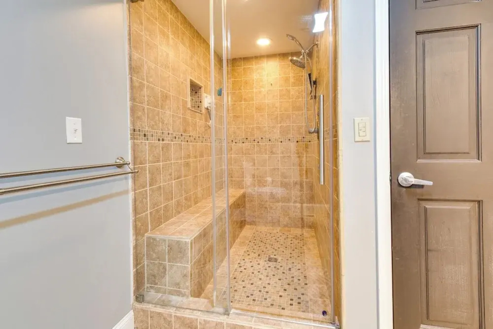 Updated Robinson Vacation Rental w/ Fireplace!