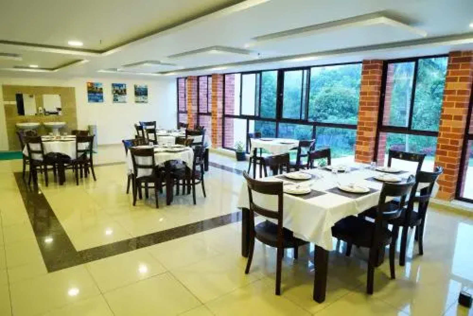 Esakki Resort Fivefalls