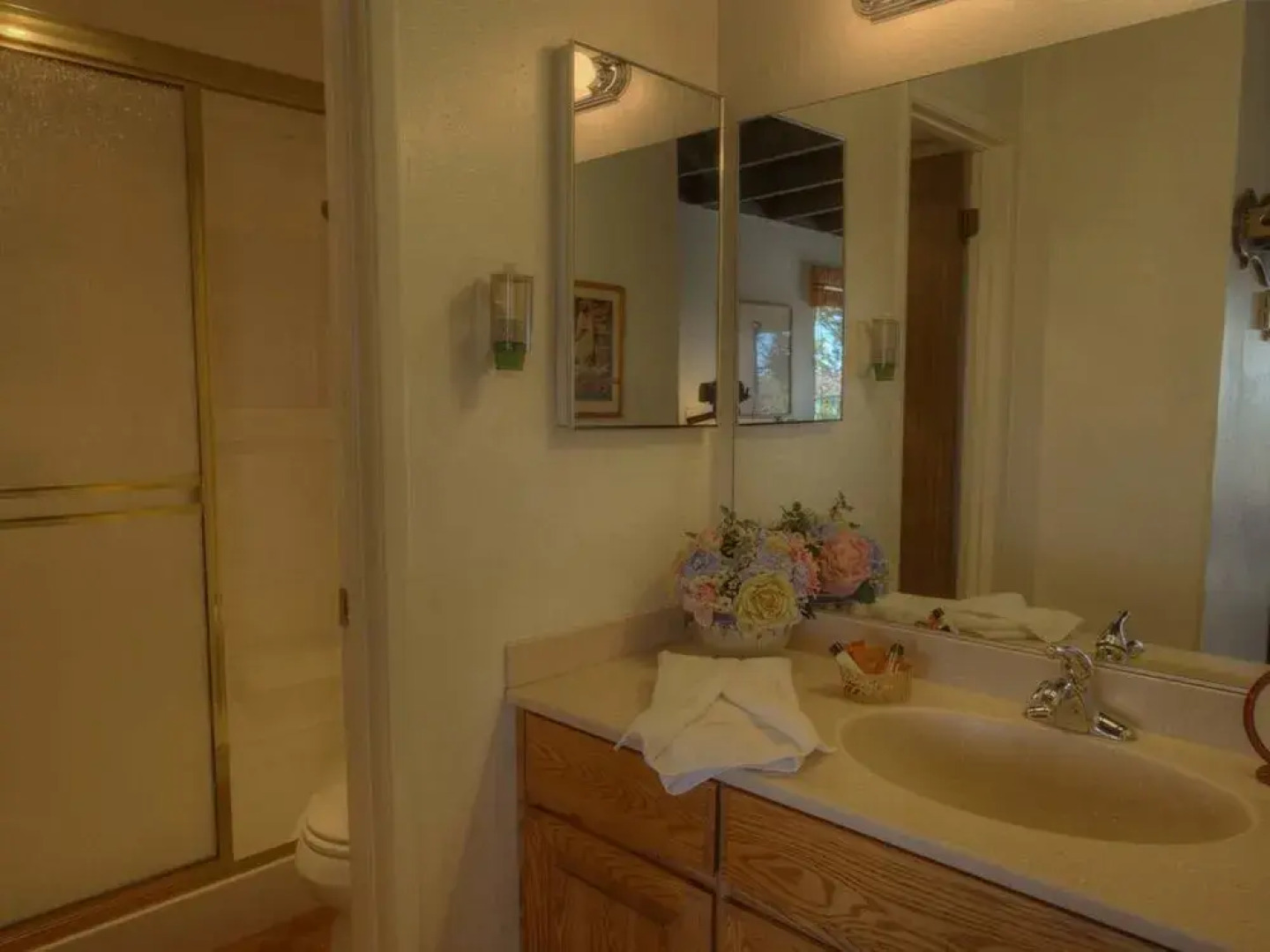 Modern Lake Village with Great Views 3 Br condo by RedAwning