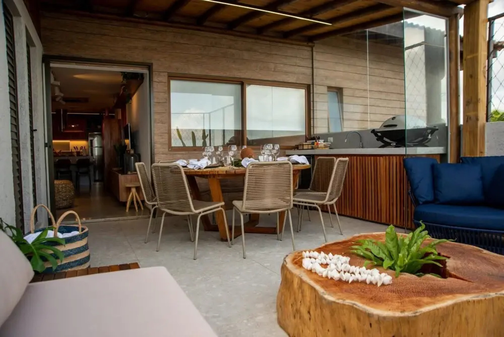 Cobertura Nica Beira-mar Barra Bali Resort