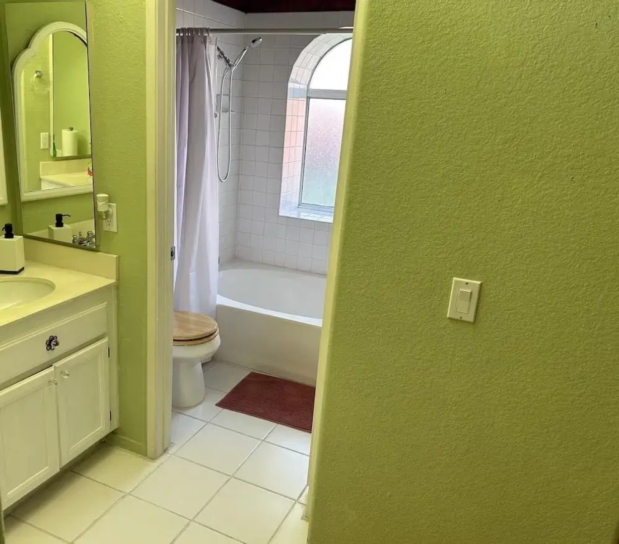 Private bedroom in Peach Blossom Country House