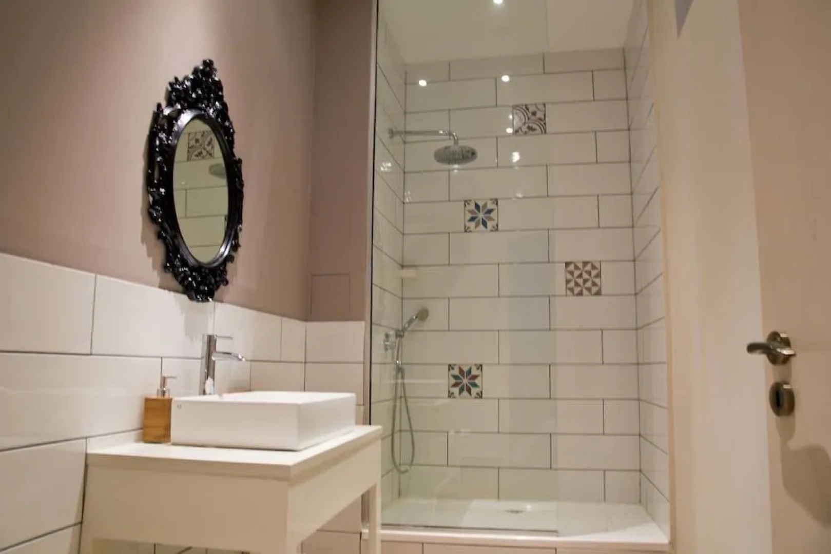 The 3 Rooms Boutique Hotel