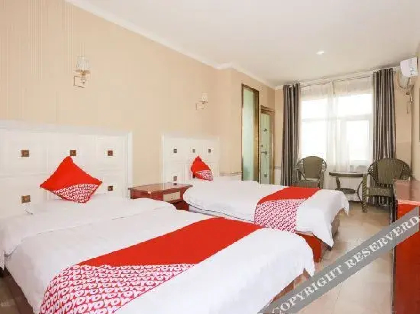 zhangye yihao hotel