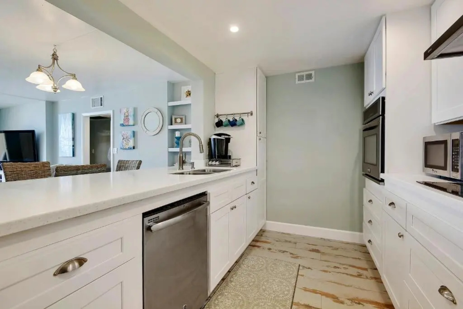 Bob's Beachin Dream - 5040S