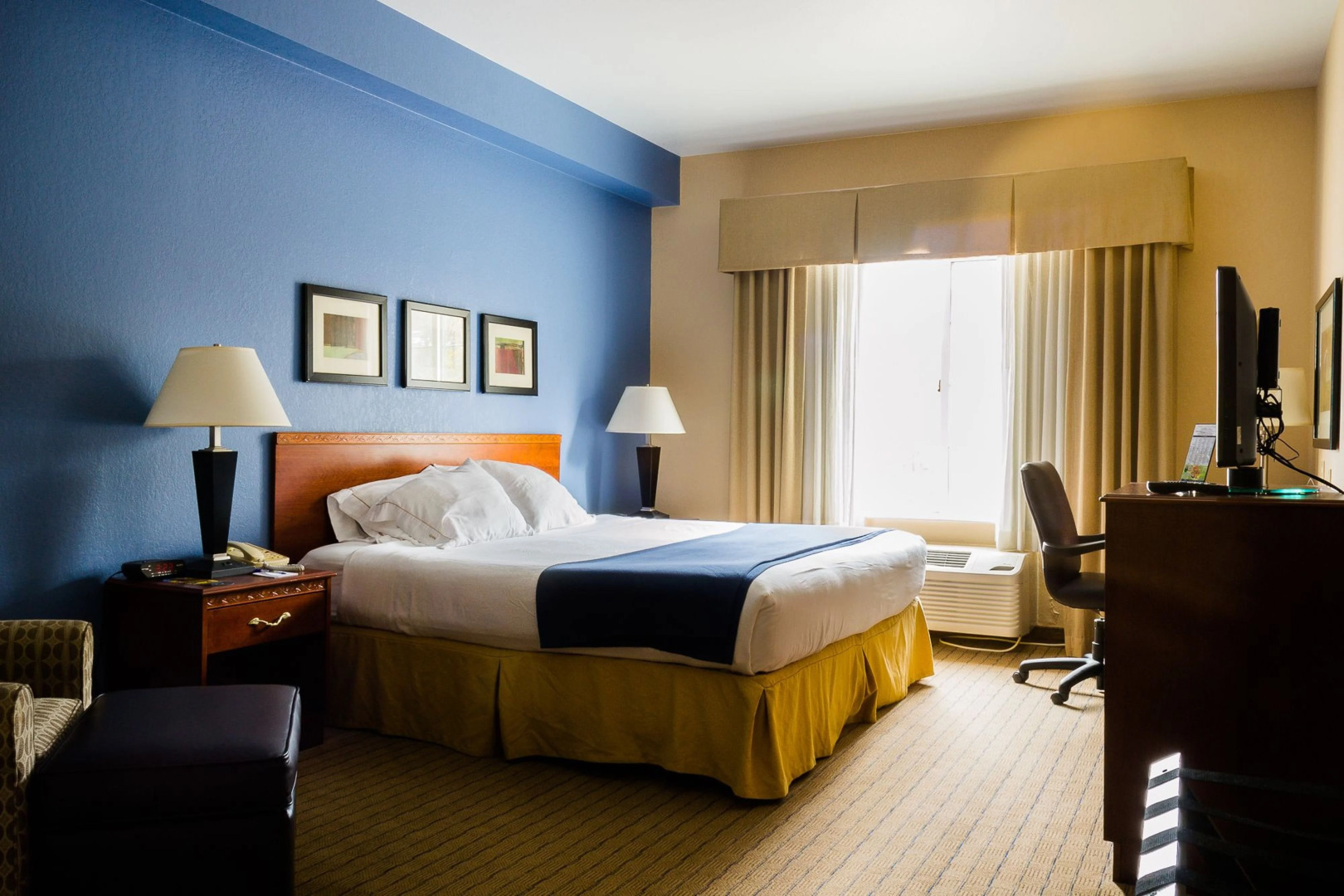 Holiday Inn Express Hotel & Suites Acme-Traverse City by IHG