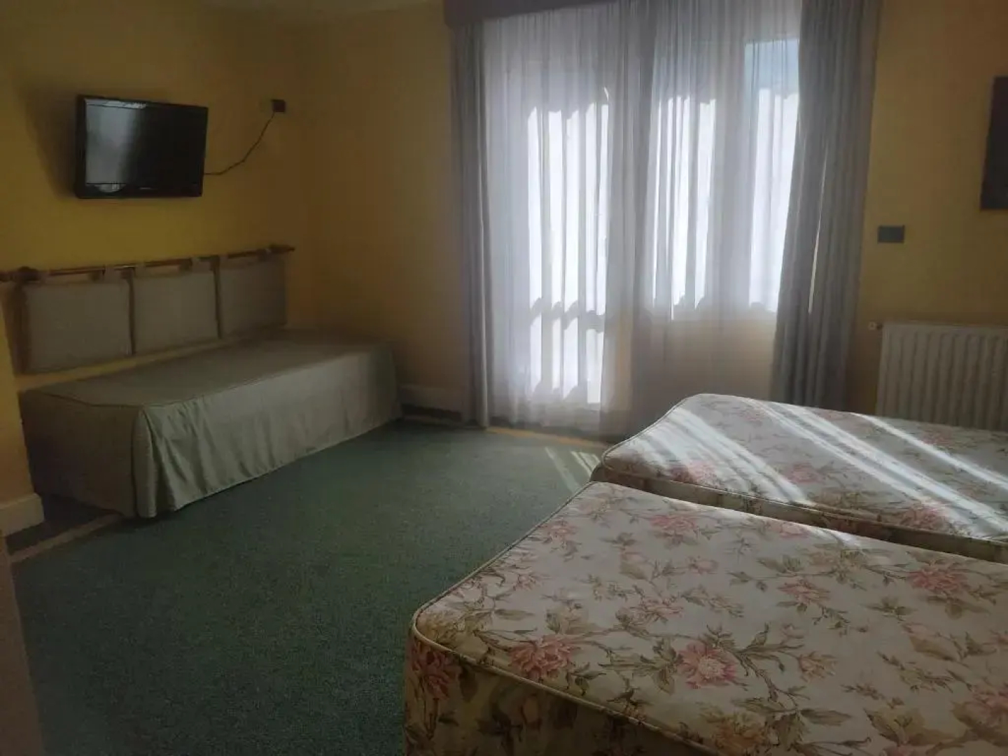 Hotel Suite Mioño Castro