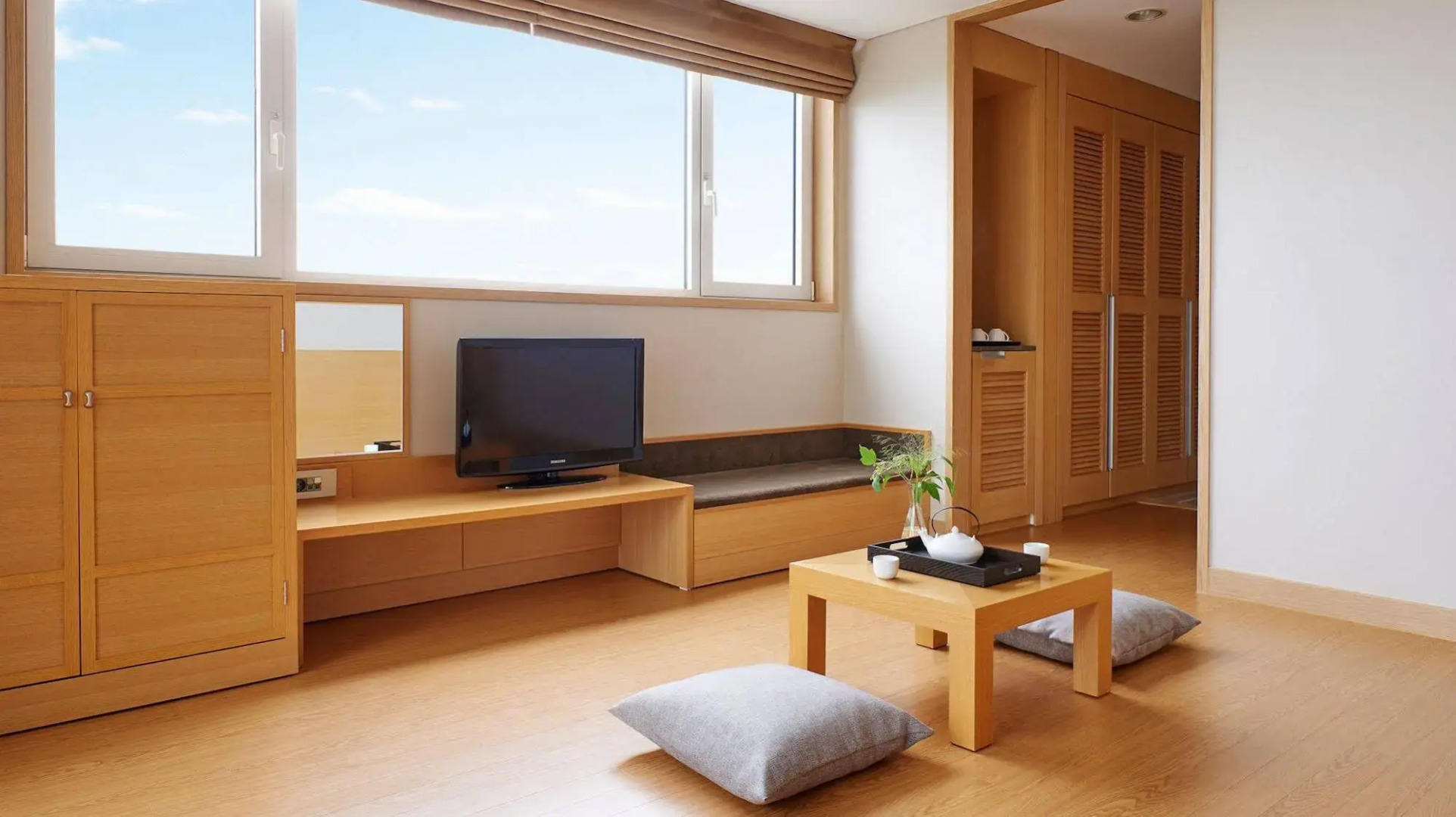 The Suites Hotel Naksan