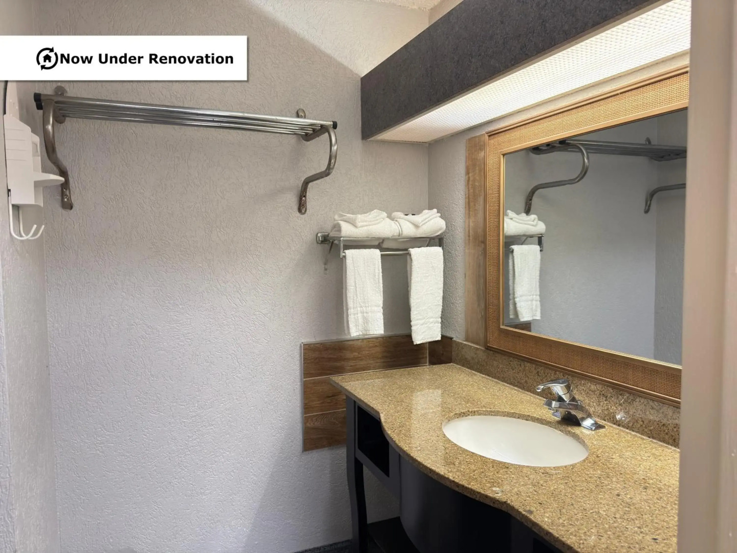 The Lodge Hotel and Banquets