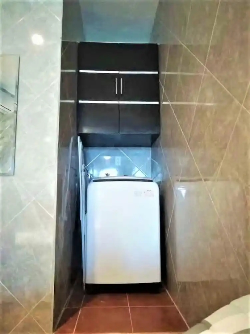 Kaeli's Caribbean Studios