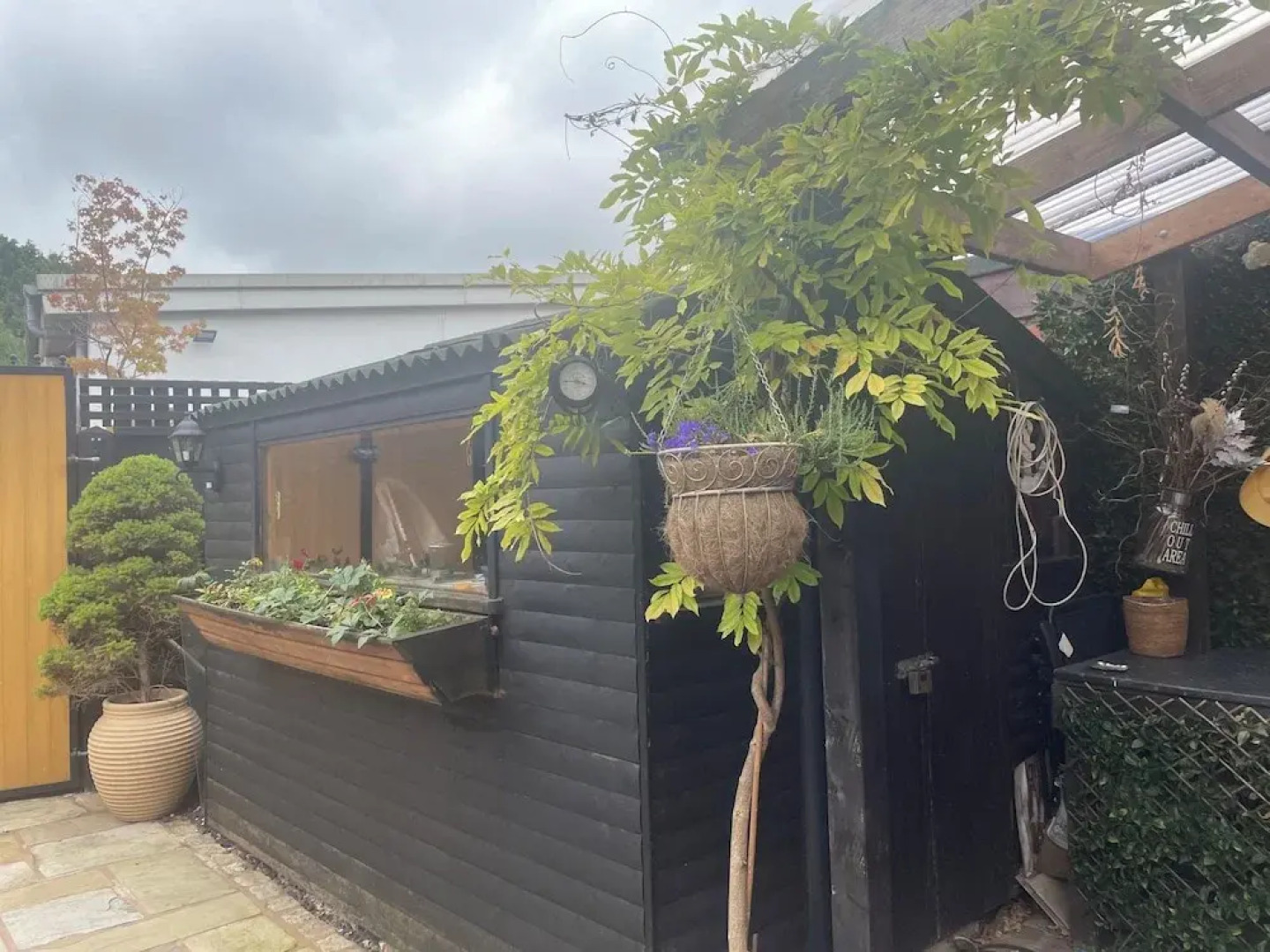 Charming Green Retreat in Idyllic Eccleston