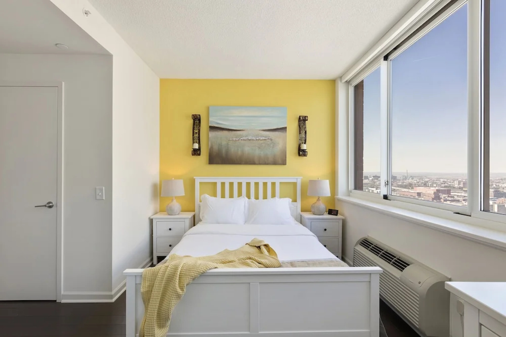 Skyline Luxury Home Suites at Newport II