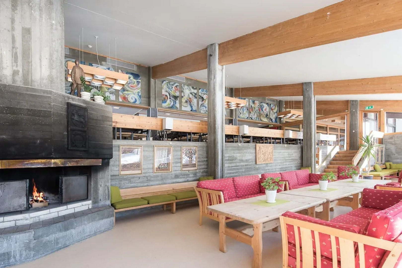 Raulandsakademiet og Vandrerhjem