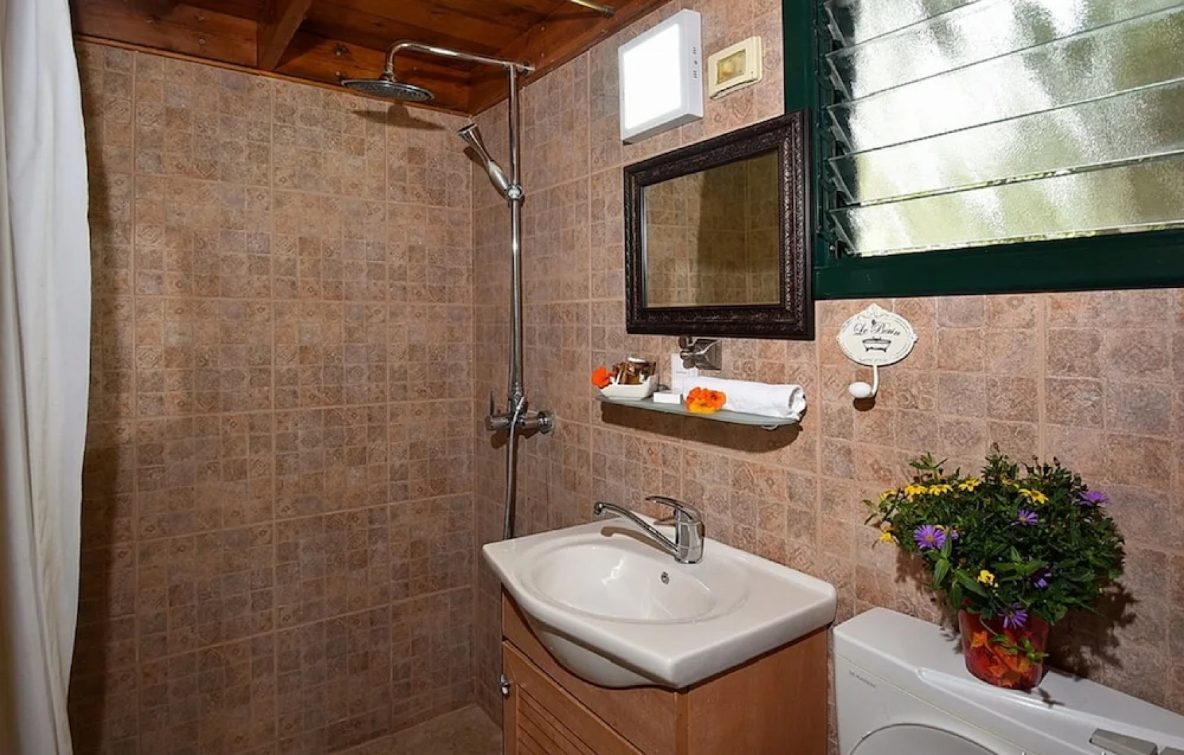 Tuscana cabins