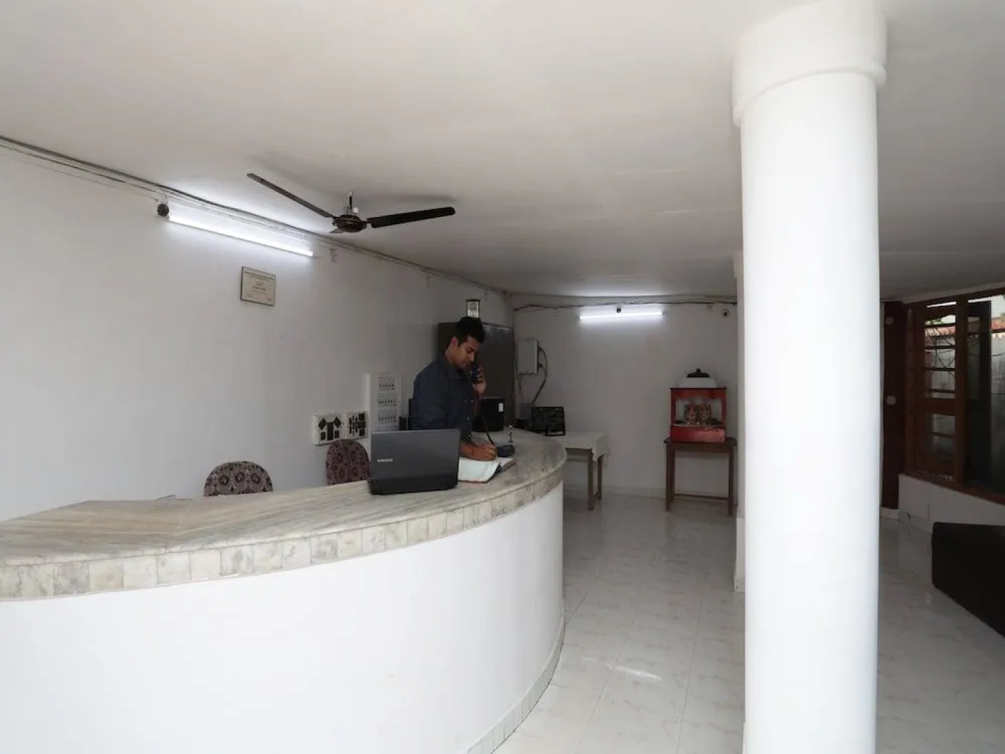 OYO 16977 Megha Resort