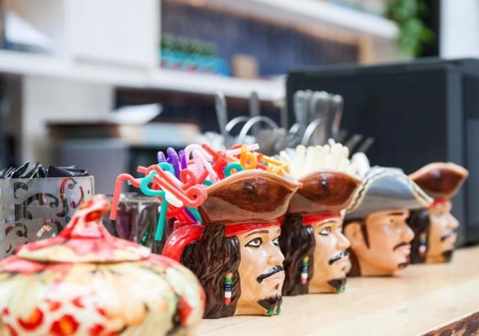 7 Sages Bell Tower Youth Hostel