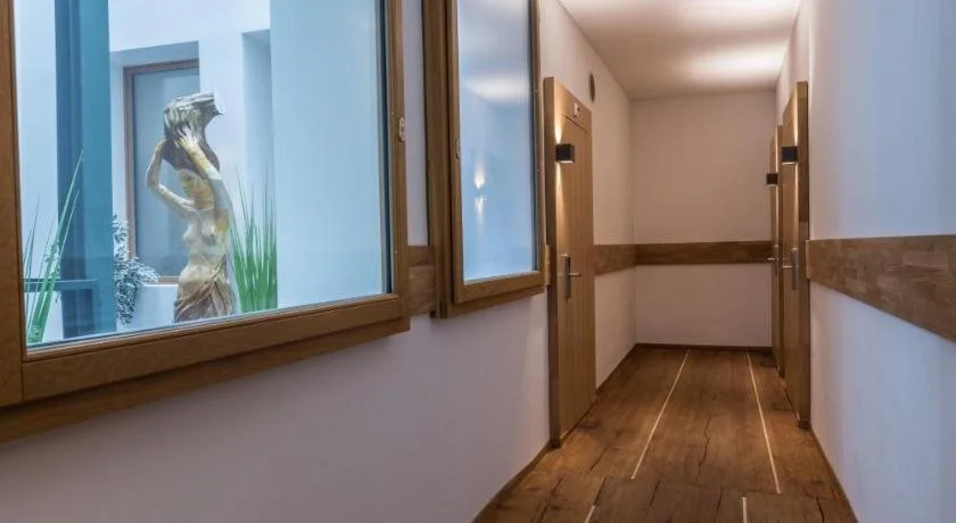 East-West Riverside Hotel