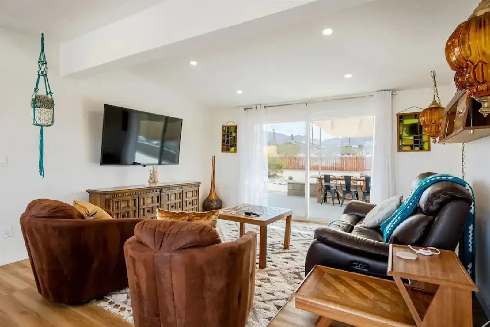 Stargaze Soak Hot Tub Fireplace Desert Views