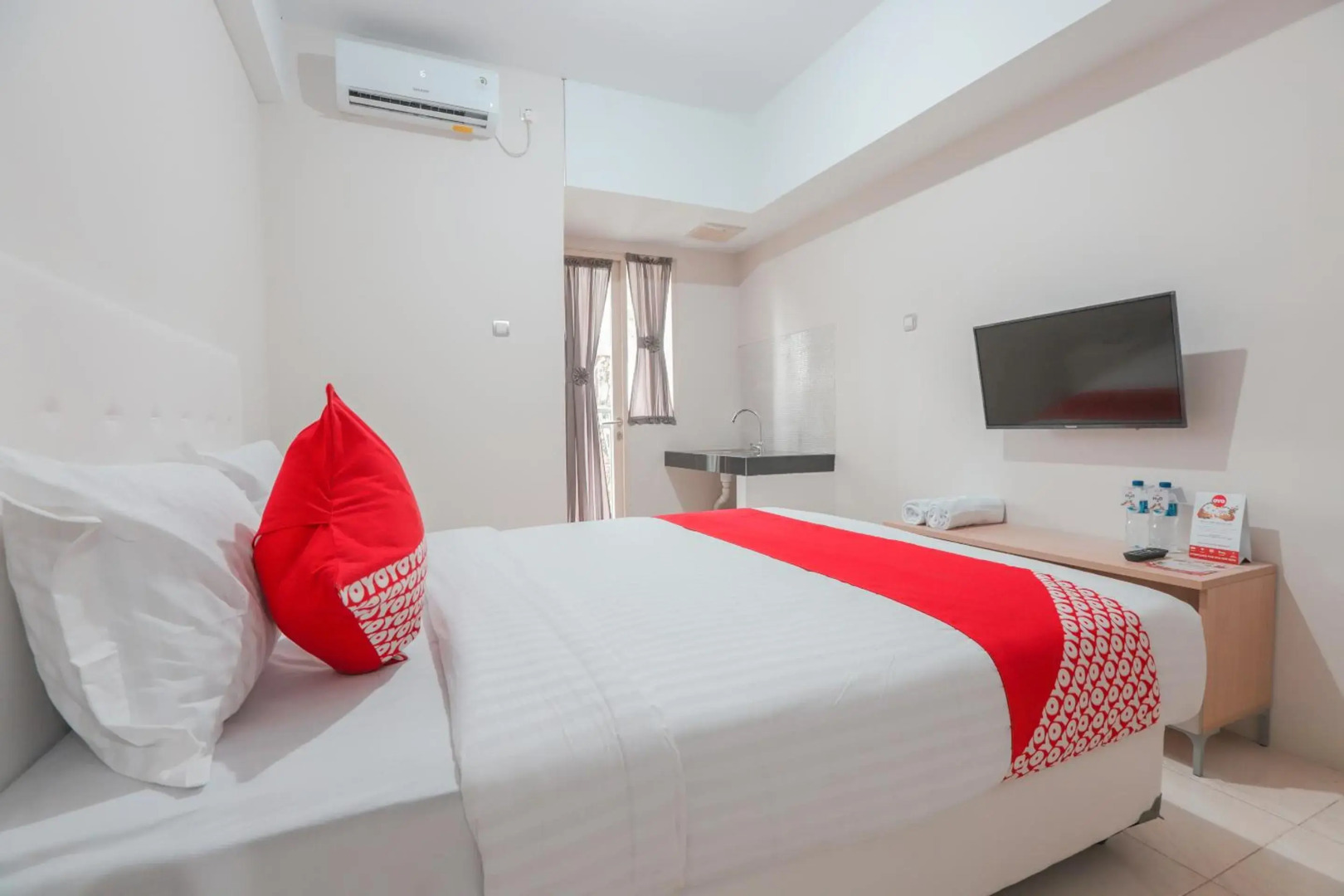 Hotel O Green Lake View Ciputat