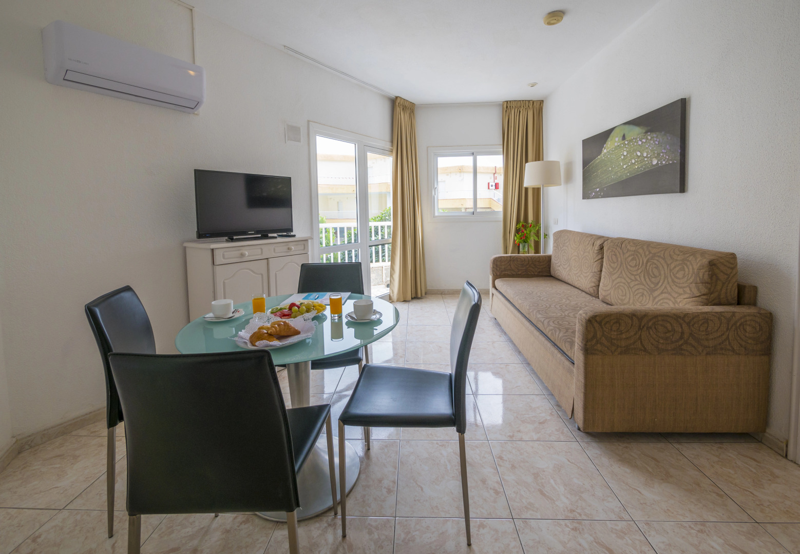 Checkin Bungalows Atlantida