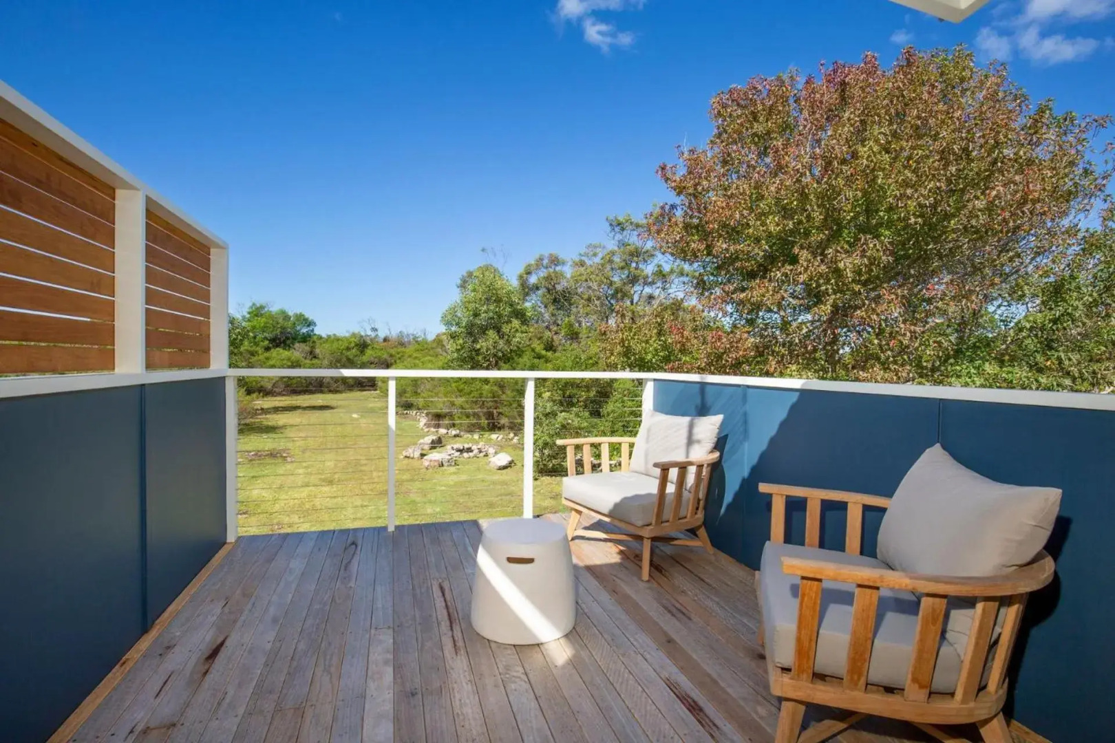 Beach Comber at Currarong - Pet Friendly - 5 Mins Walk to Currarong Rockpools